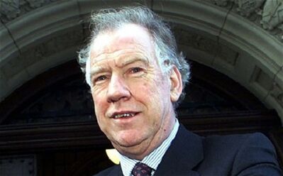 STUART-BELL.jpg